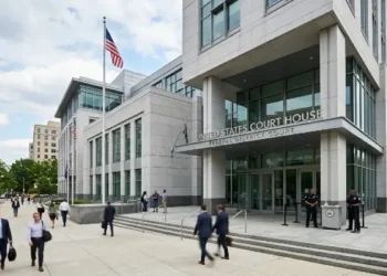 Editorial illustration of a federal courthouse. Image generated by AI.