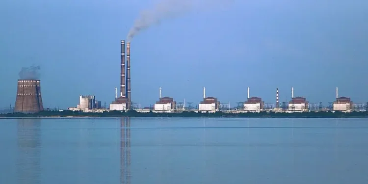 Ukraine Power Station, Kernkraftwerk Saporischschja. Photo by Ralf1969.