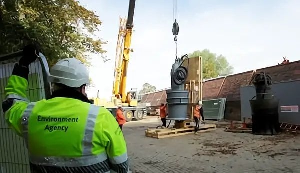 Recovering from winter floods 2015-2016 York. Photo by the Environment Agency.
